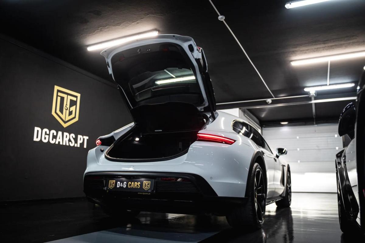 porsche-taycan-2022-eletrico-0cc