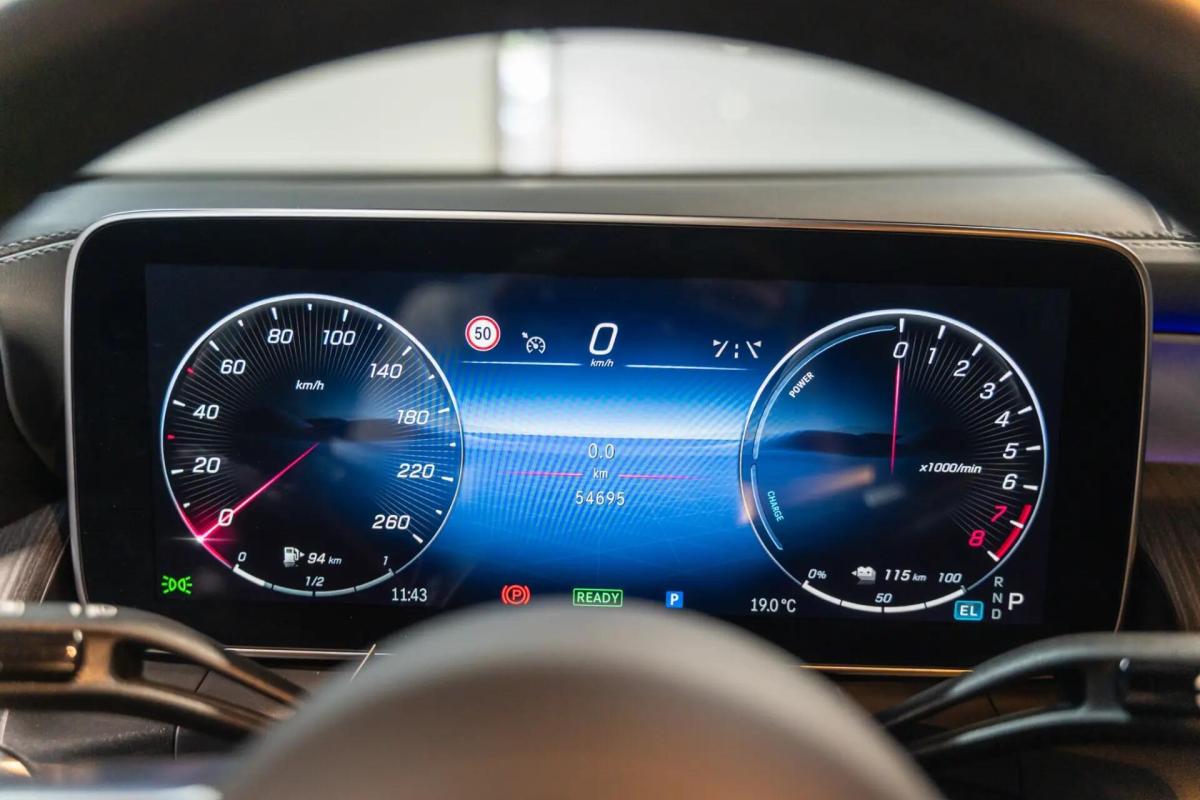mercedes-benz-glc-2023-hibrido-a-gasolina-1999cc
