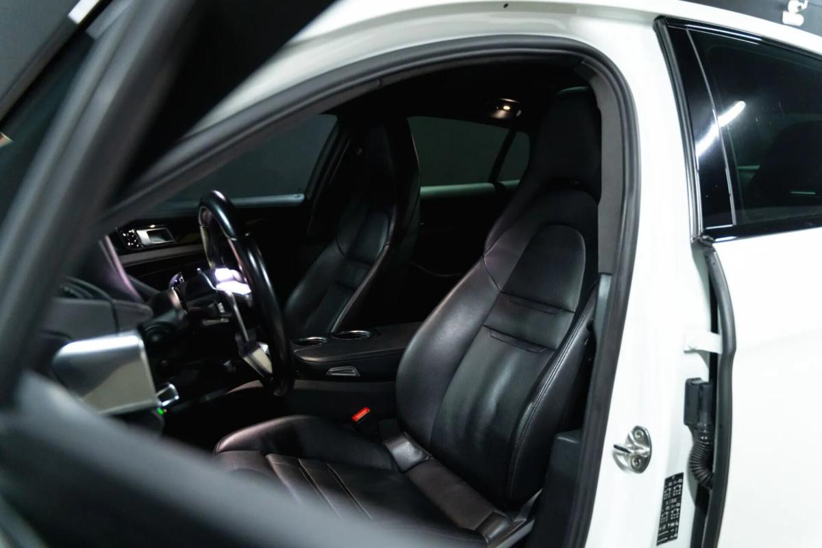 porsche-panamera-2017-diesel-3956cc