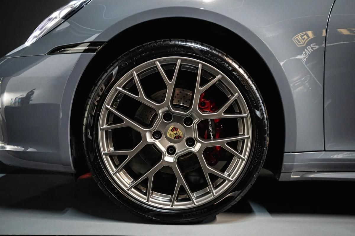 porsche-911-2025-gasolina-2981cc