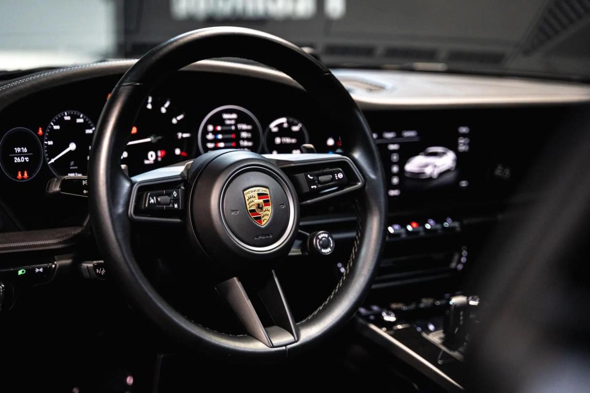 porsche-911-2025-gasolina-2981cc