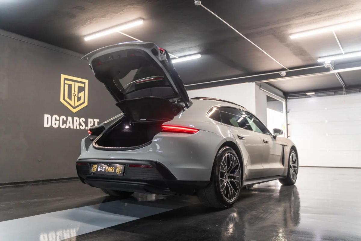 porsche-taycan-2022-eletrico-0cc