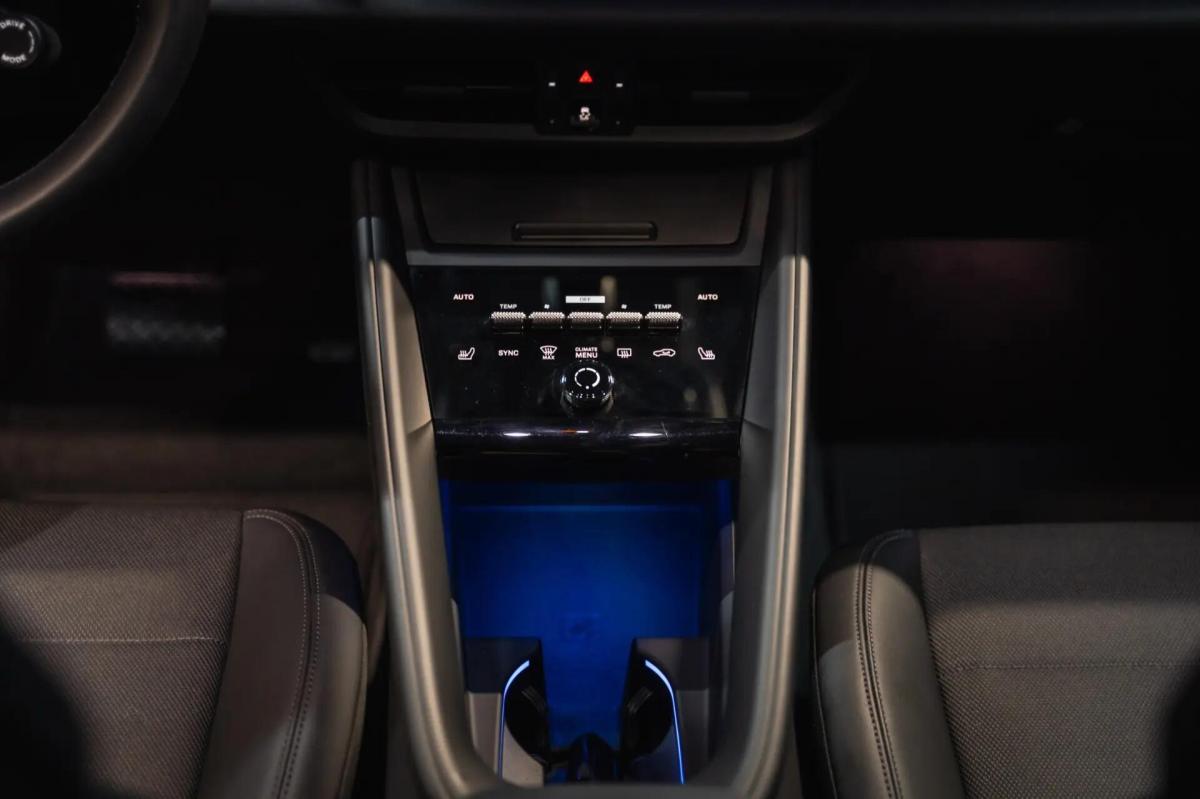 porsche-macan-2025-eletrico-0cc