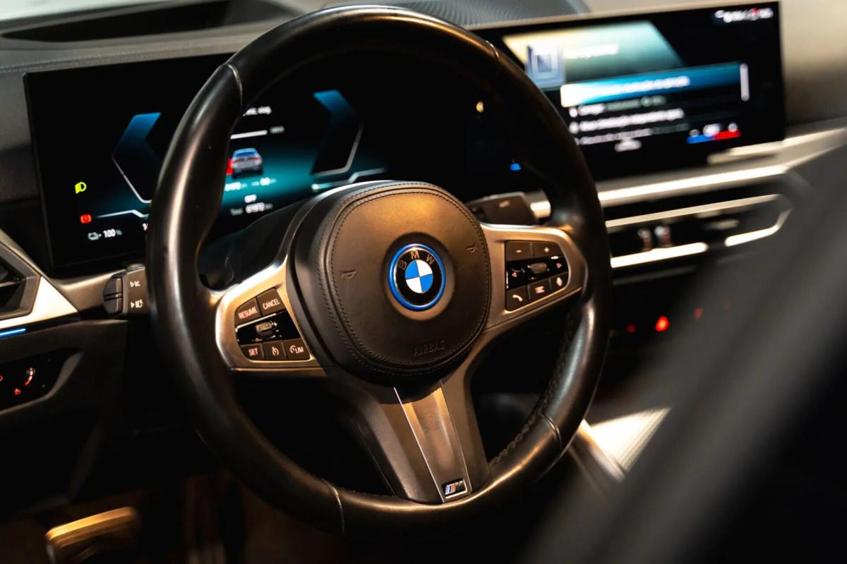 bmw-i4-2022-eletrico-0cc
