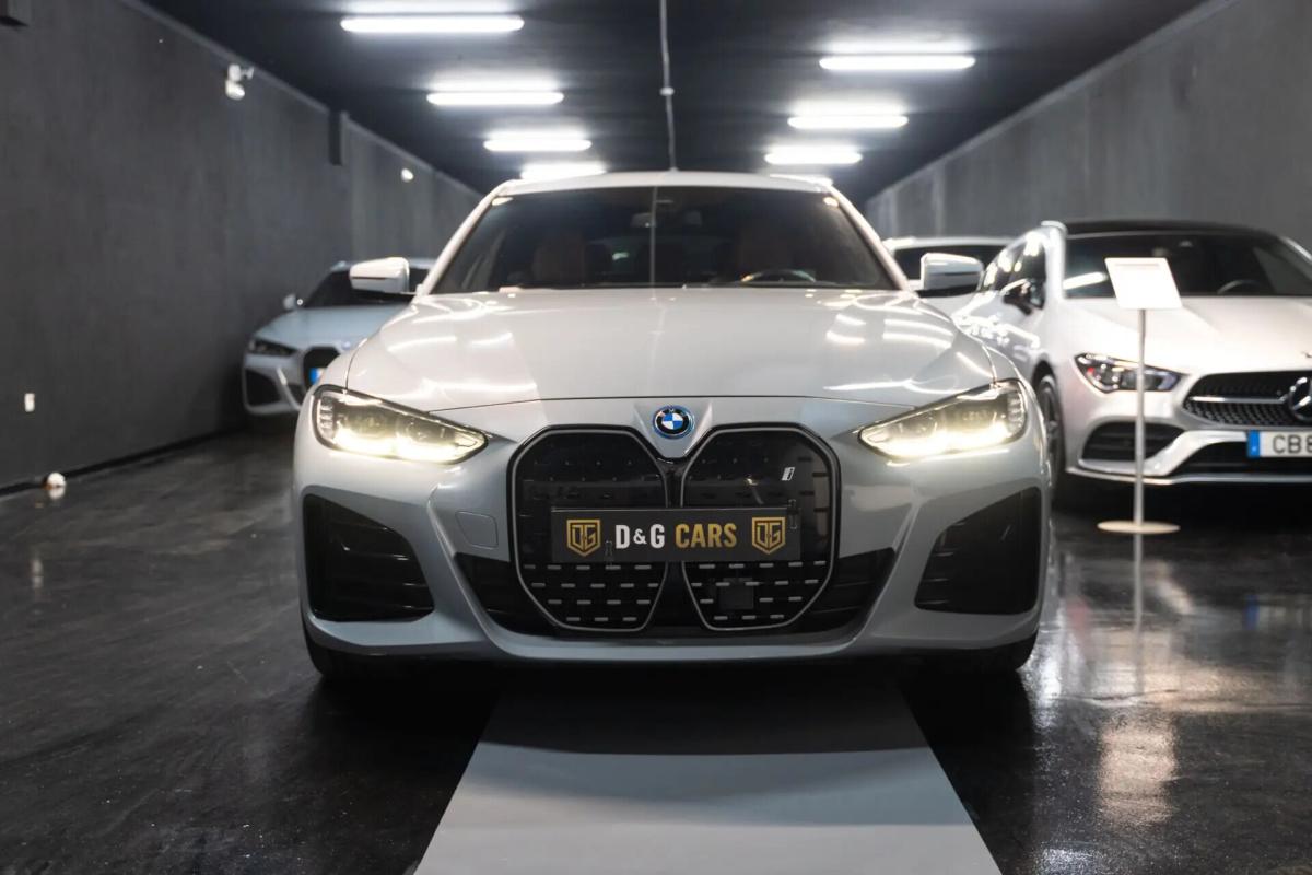 bmw-i4-2022-eletrico-0cc