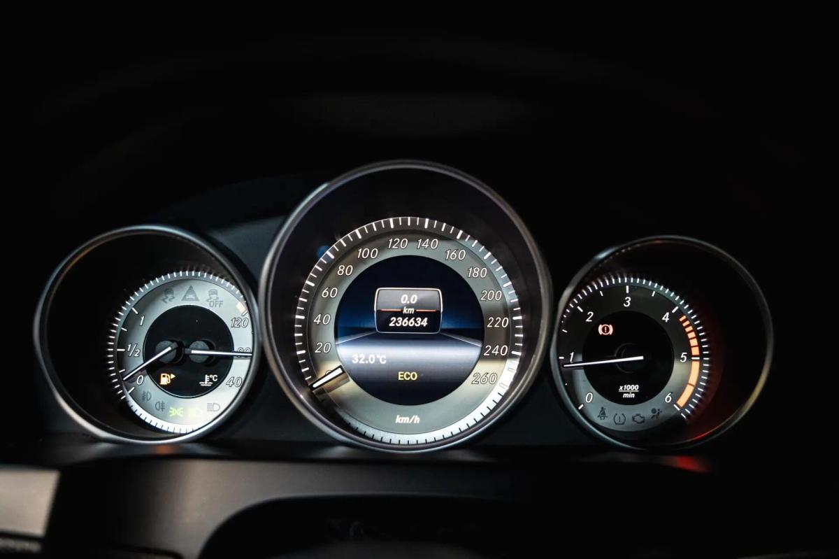 mercedes-benz-classe-e-2014-diesel-2143cc