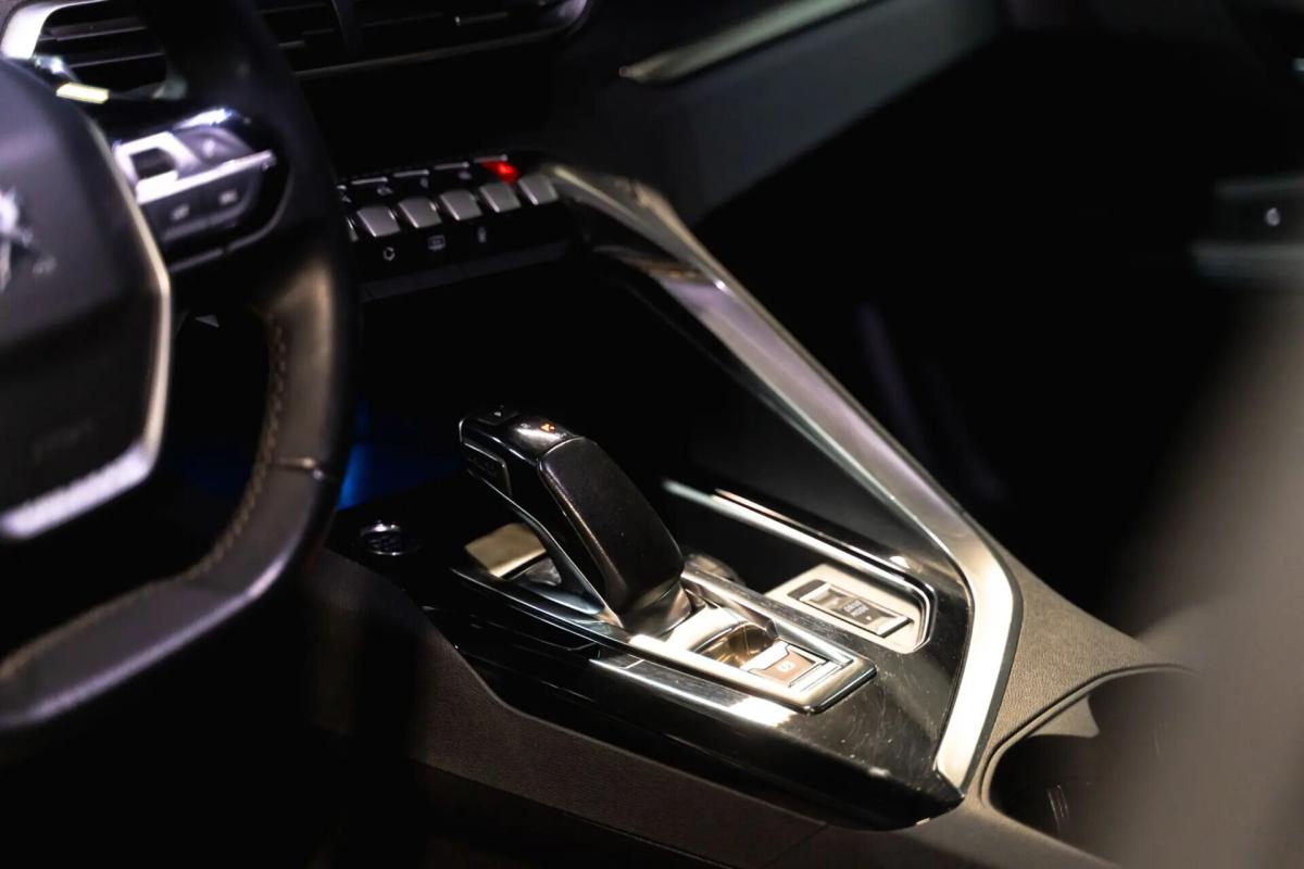 peugeot-3008-2021-hibrido-a-gasolina-1598cc