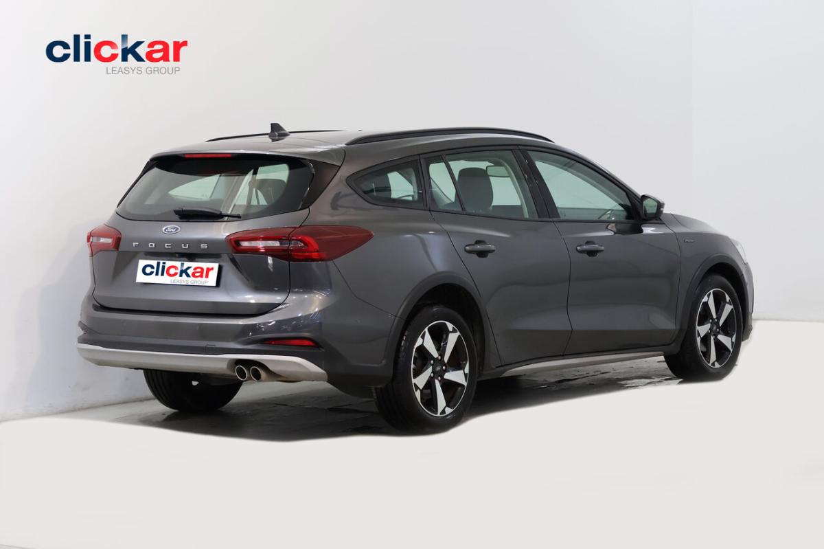 ford-focus-sw-2023-diesel-1499cc