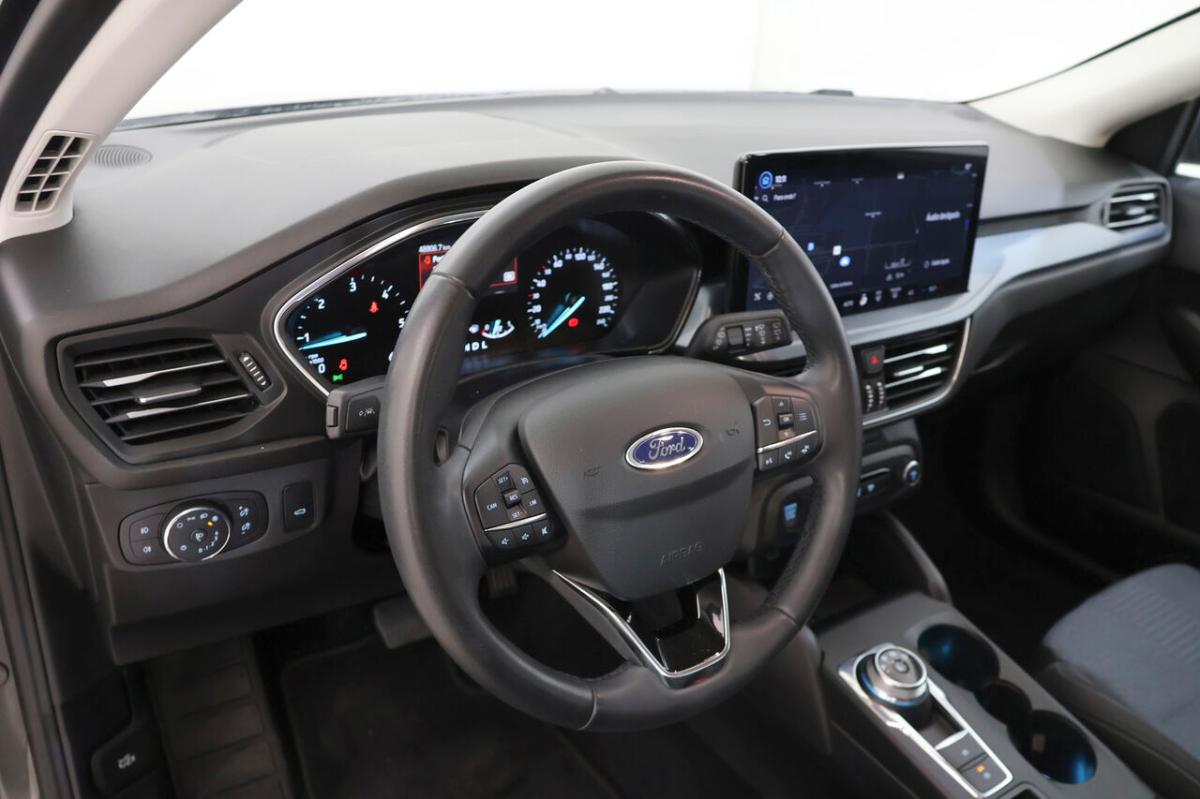 ford-focus-sw-2023-diesel-1499cc