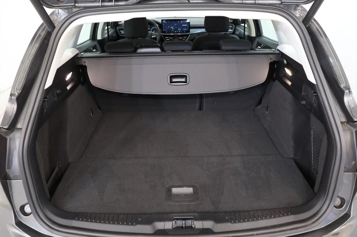 ford-focus-sw-2023-diesel-1499cc