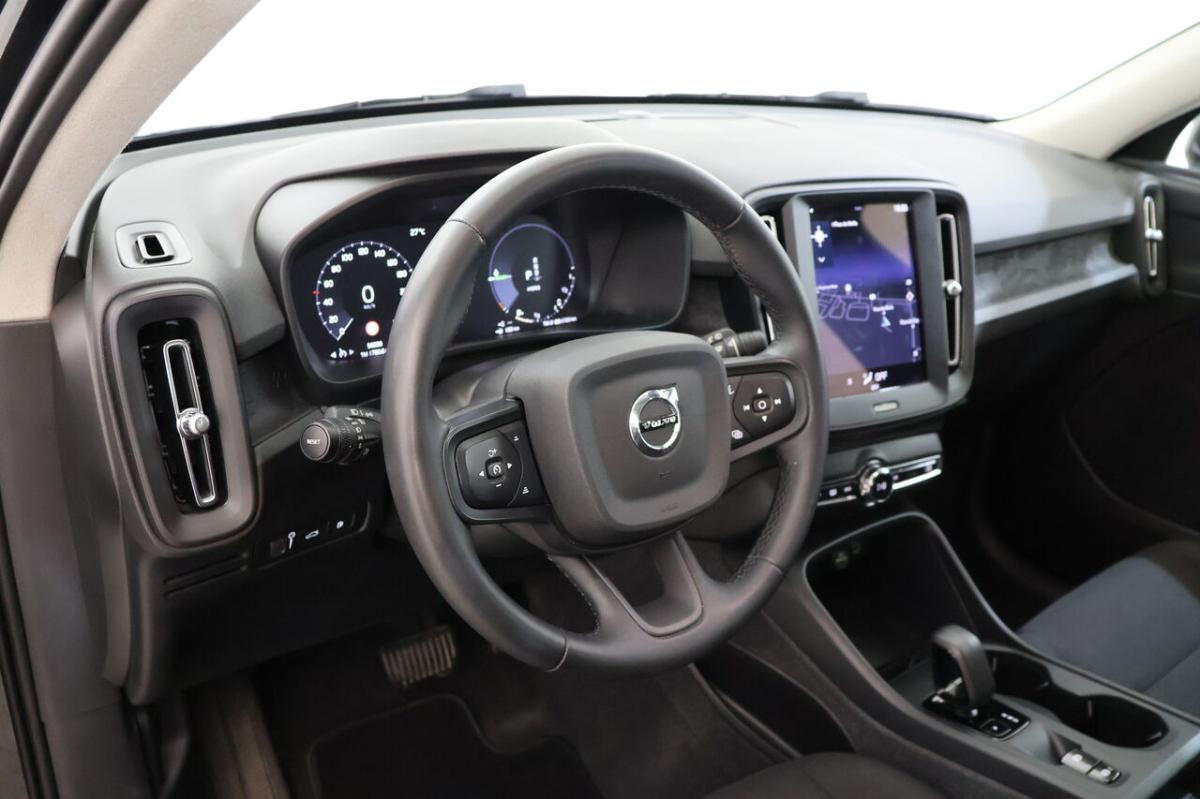 volvo-xc40-2023-hibrido-1477cc