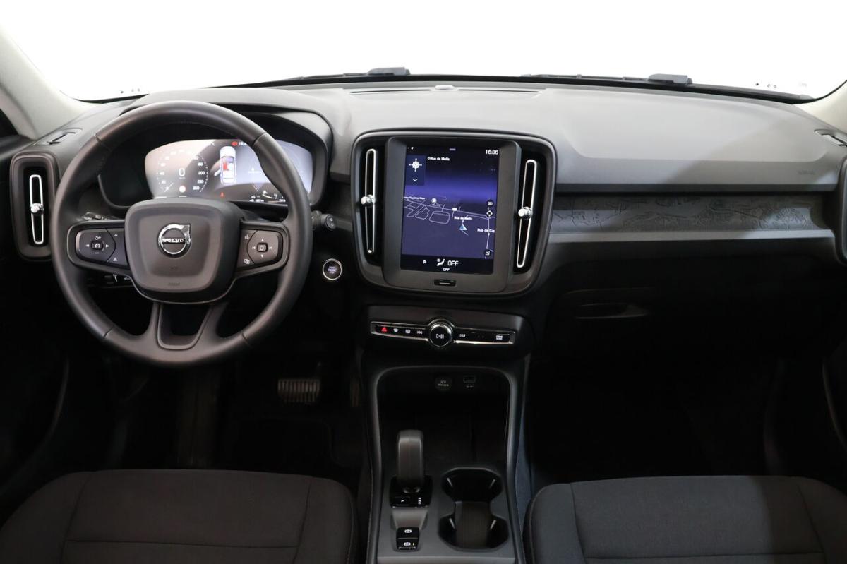 volvo-xc40-2023-hibrido-1477cc
