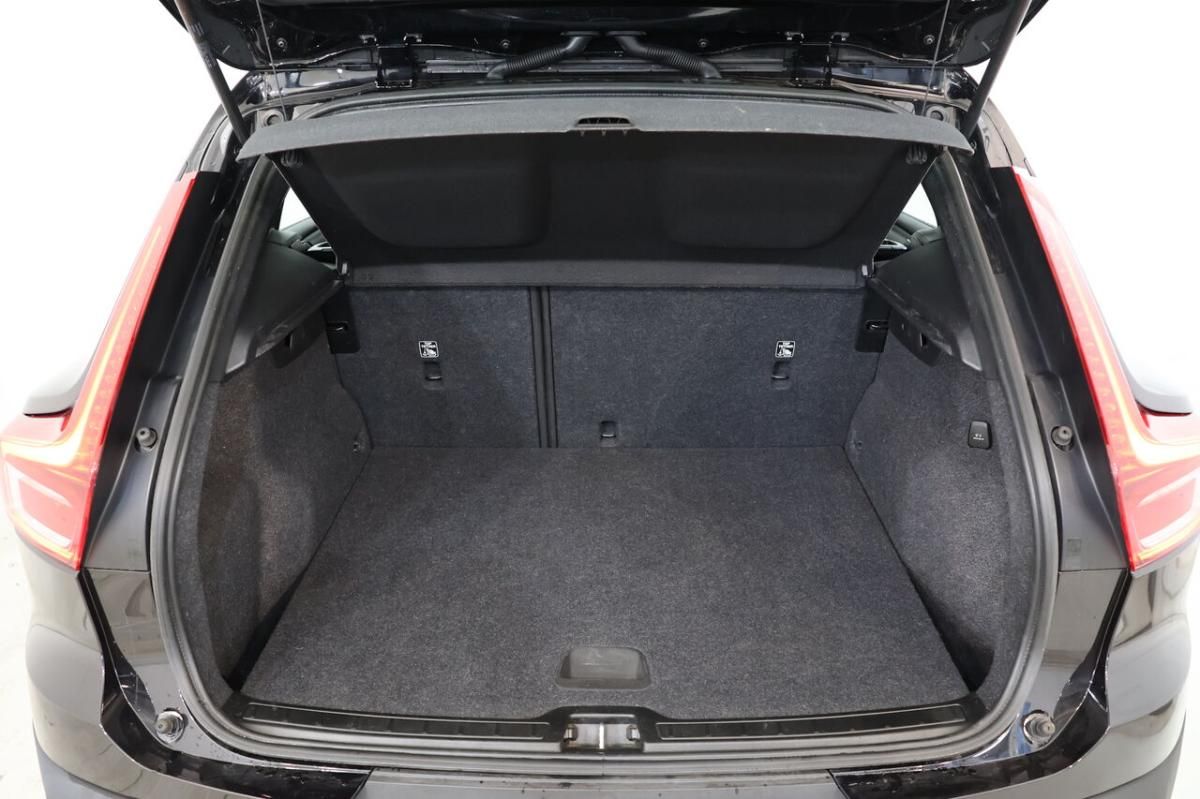 volvo-xc40-2023-hibrido-1477cc