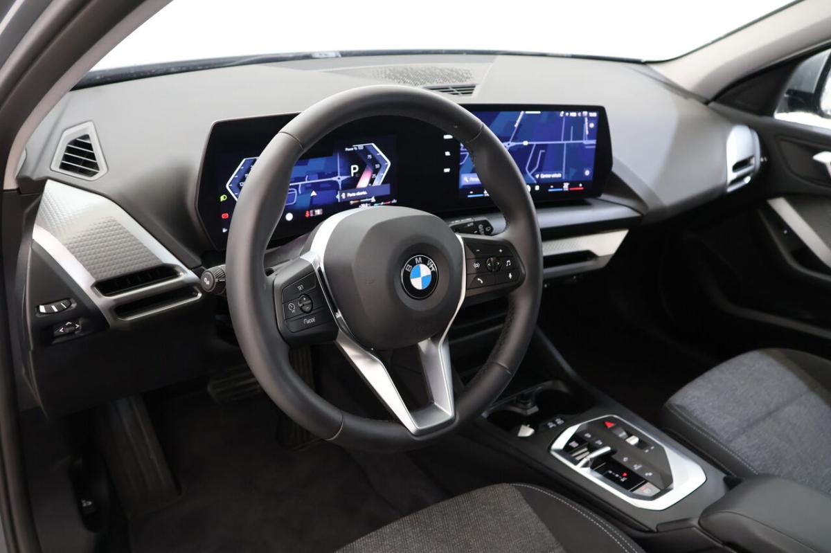 bmw-serie-1-116i-2025-gasolina-1499cc
