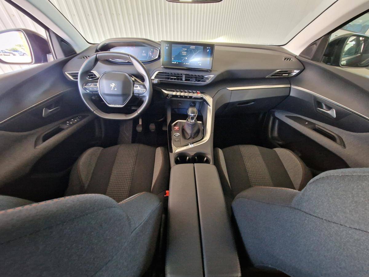 peugeot-3008-2022-diesel-1499cc