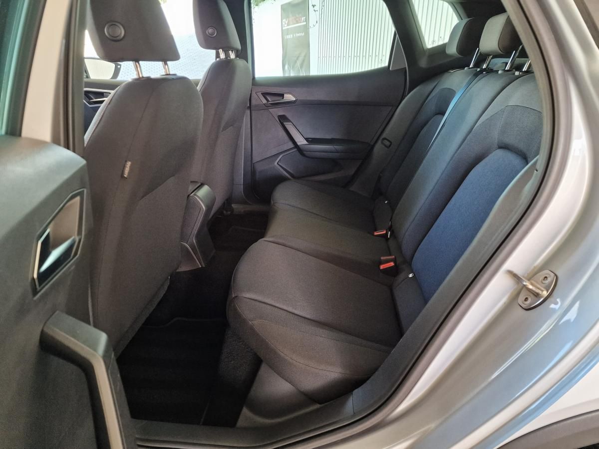 seat-arona-2022-gasolina-999cc