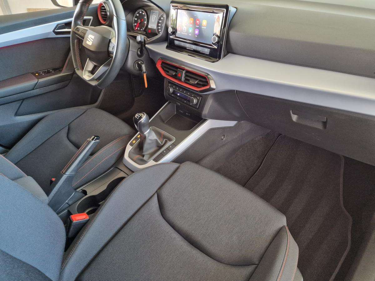 seat-arona-2022-gasolina-999cc