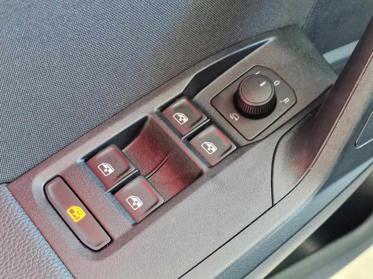 seat-arona-2022-gasolina-999cc