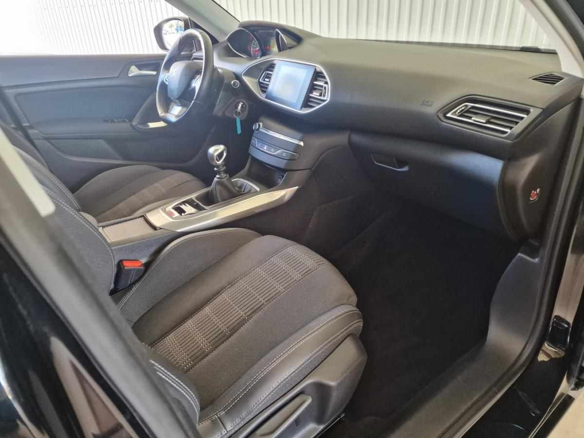 peugeot-308-sw-2019-diesel-1499cc