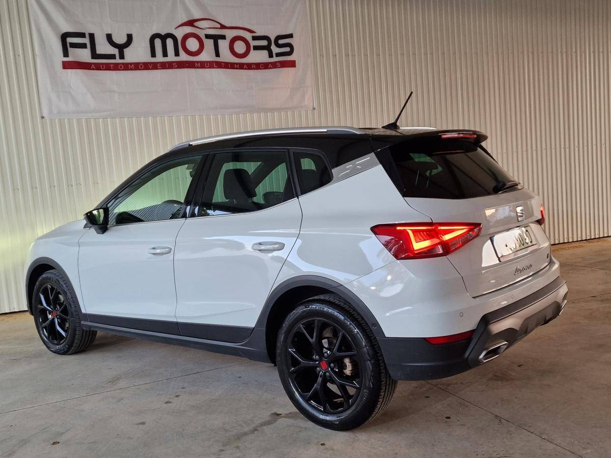 seat-arona-2021-gasolina-999cc