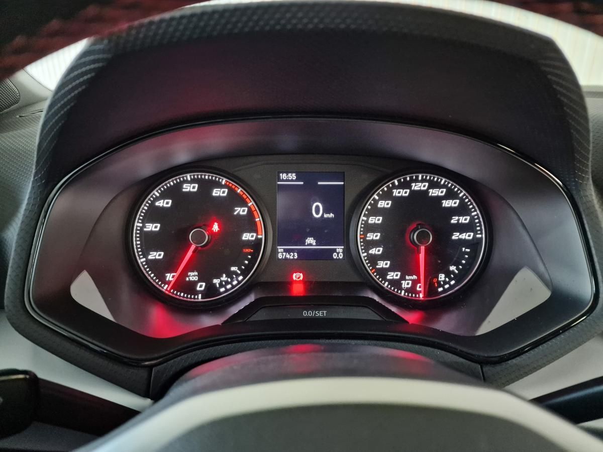 seat-arona-2021-gasolina-999cc