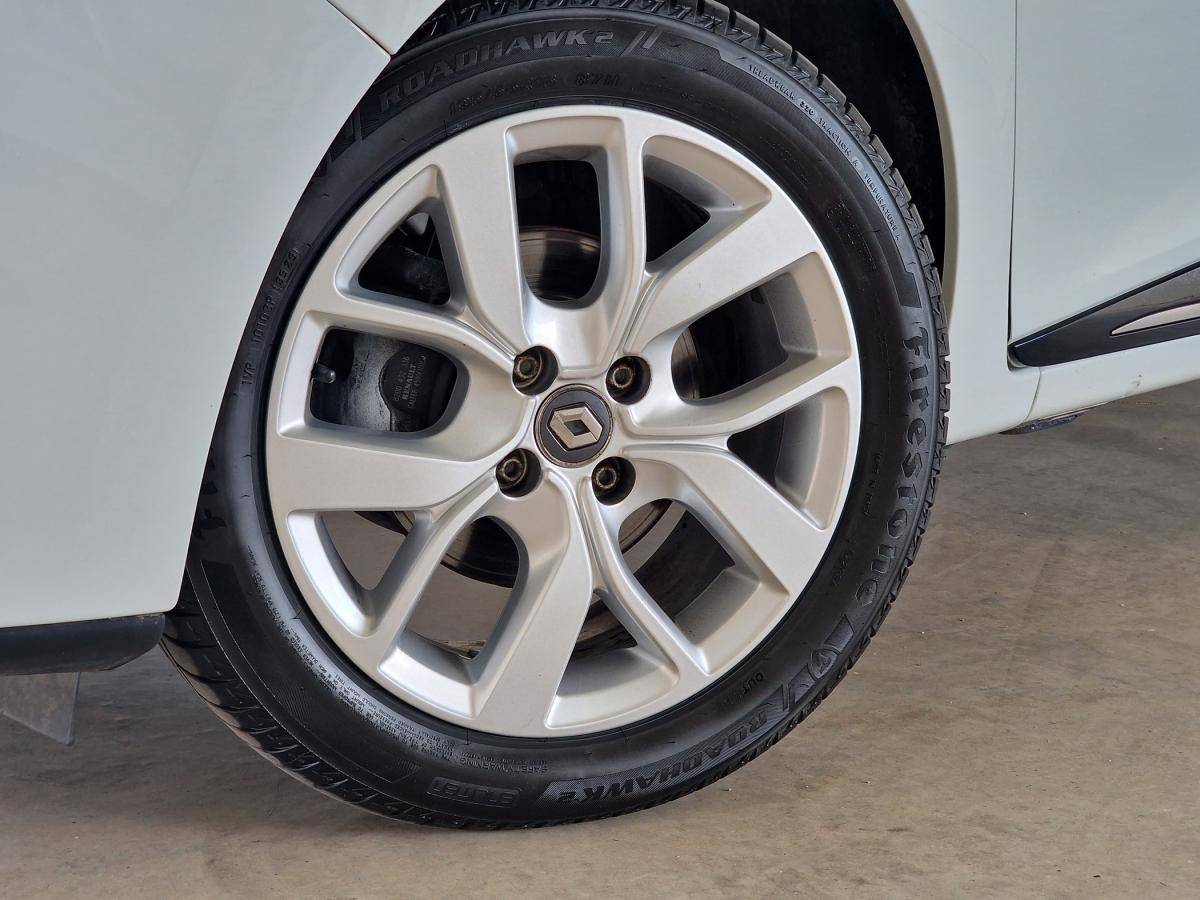 renault-clio-sport-tourer-2018-diesel-1461cc