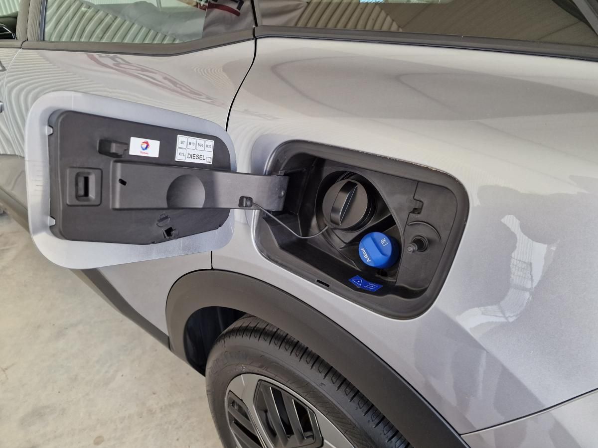 citroen-c4-2022-diesel-1499cc