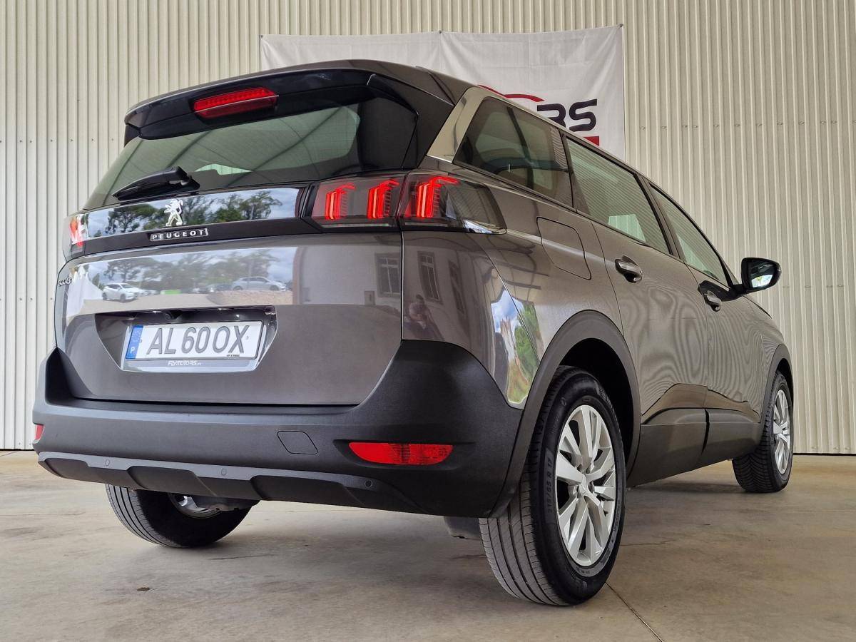 peugeot-5008-2021-diesel-1499cc