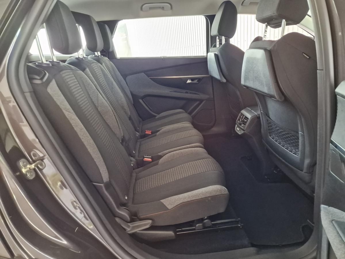 peugeot-5008-2021-diesel-1499cc