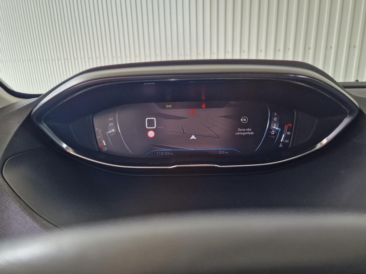peugeot-5008-2021-diesel-1499cc