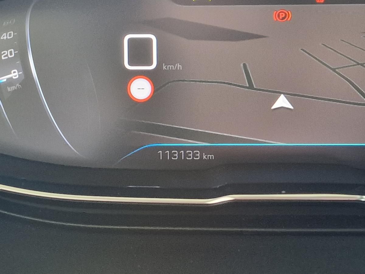 peugeot-5008-2021-diesel-1499cc