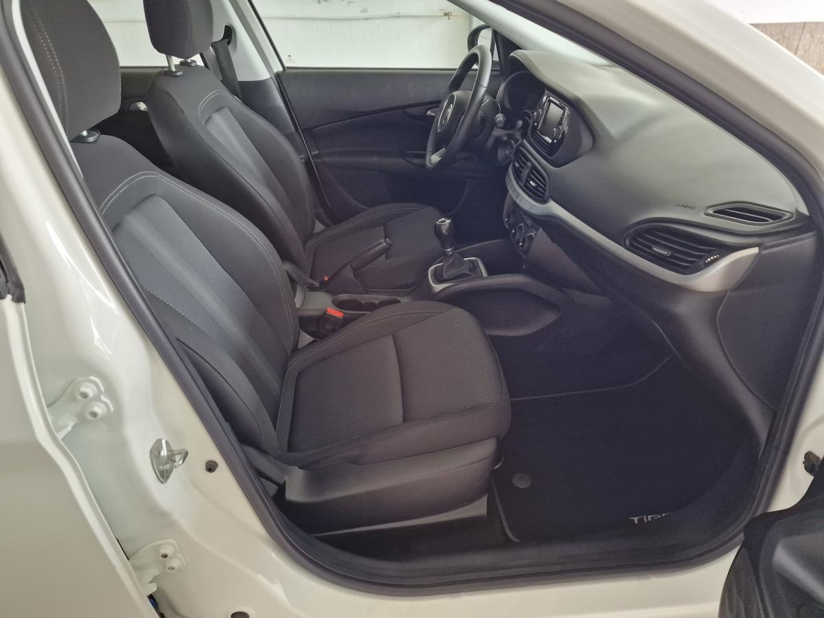 fiat-tipo-station-wagon-2018-diesel-1248cc
