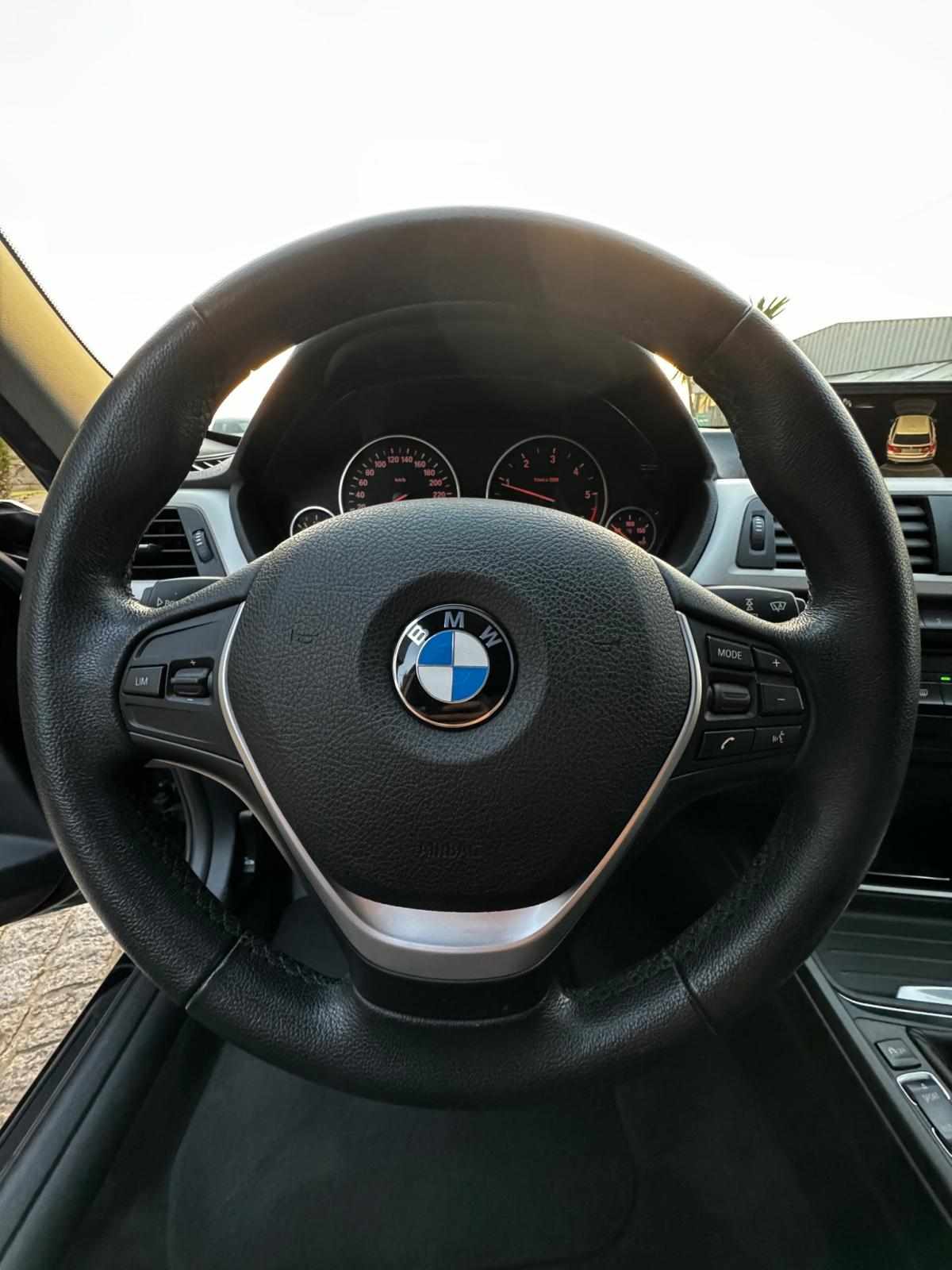 bmw-serie-3-318d-xdrive-2015-diesel-1995cc
