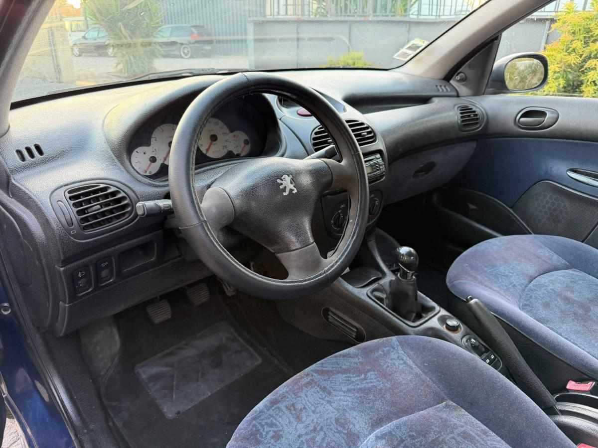 peugeot-206-1-1-1999-gasolina-1124cc