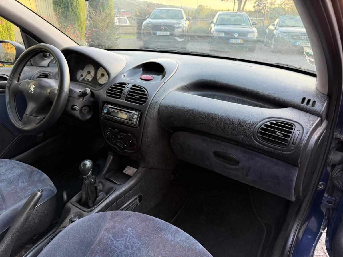 peugeot-206-1-1-1999-gasolina-1124cc