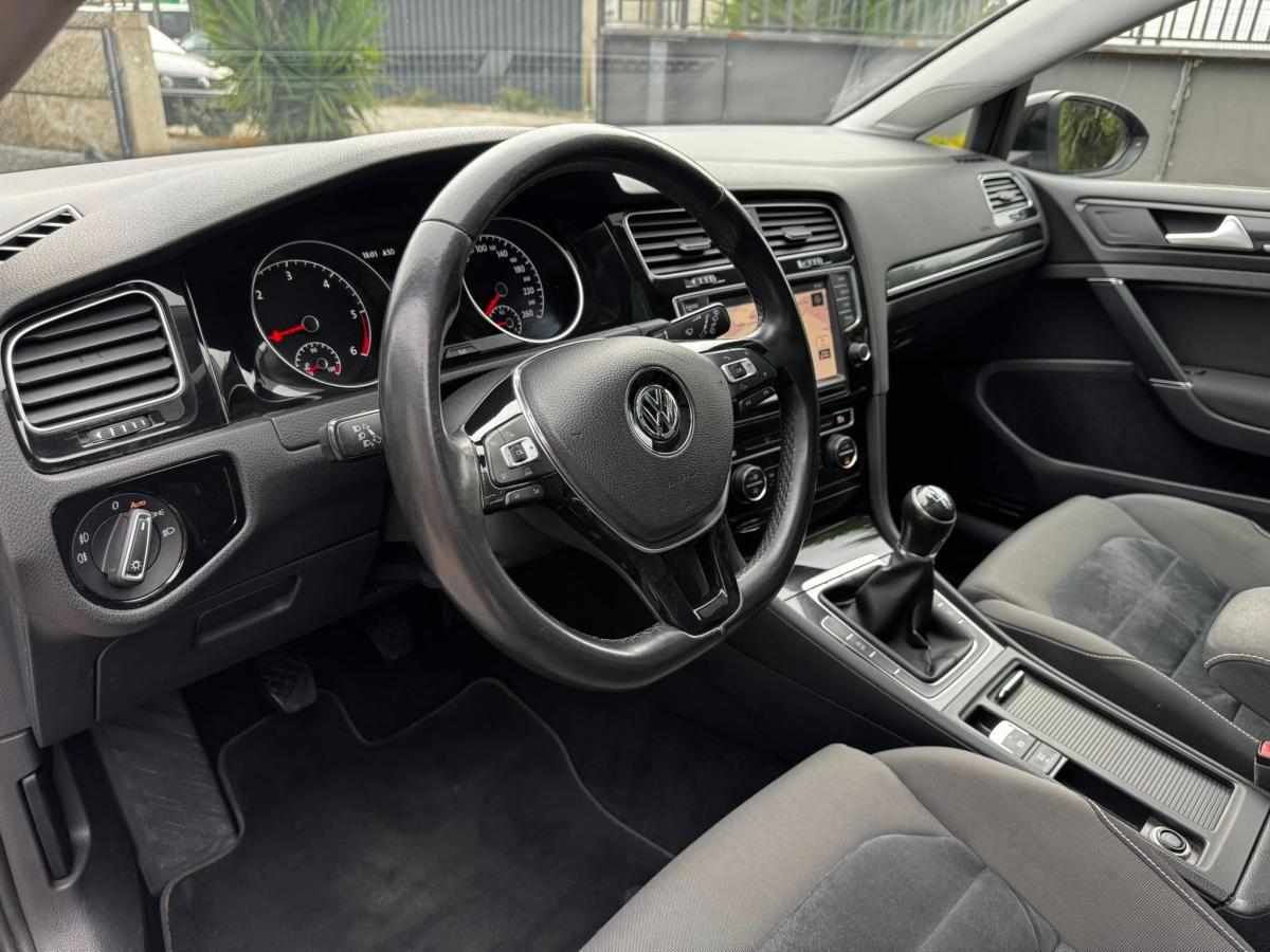 volkswagen-golf-1-6-tdi-bluemotion-2015-diesel-1598cc