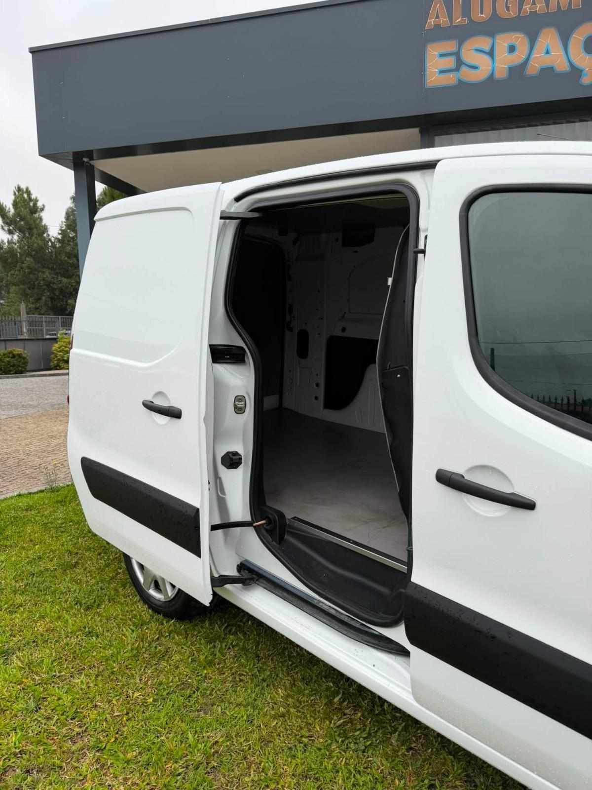 peugeot-partner-1-6-hdi-2011-diesel-1560cc