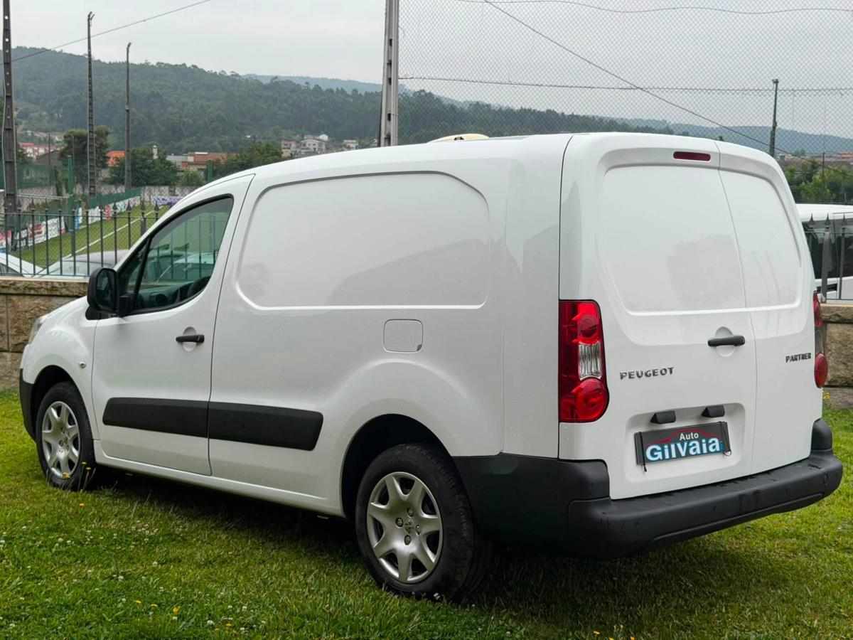 peugeot-partner-1-6-hdi-2011-diesel-1560cc