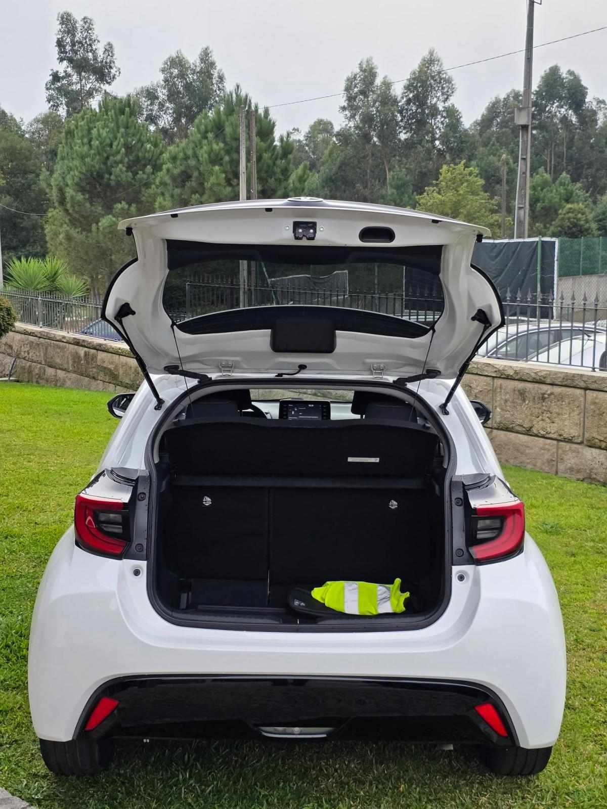 toyota-yaris-1-5-hybrid-2021-gasolina-1490cc