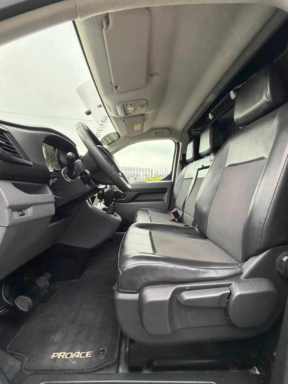 toyota-proace-1-6d-4d-l1-2016-diesel-1560cc