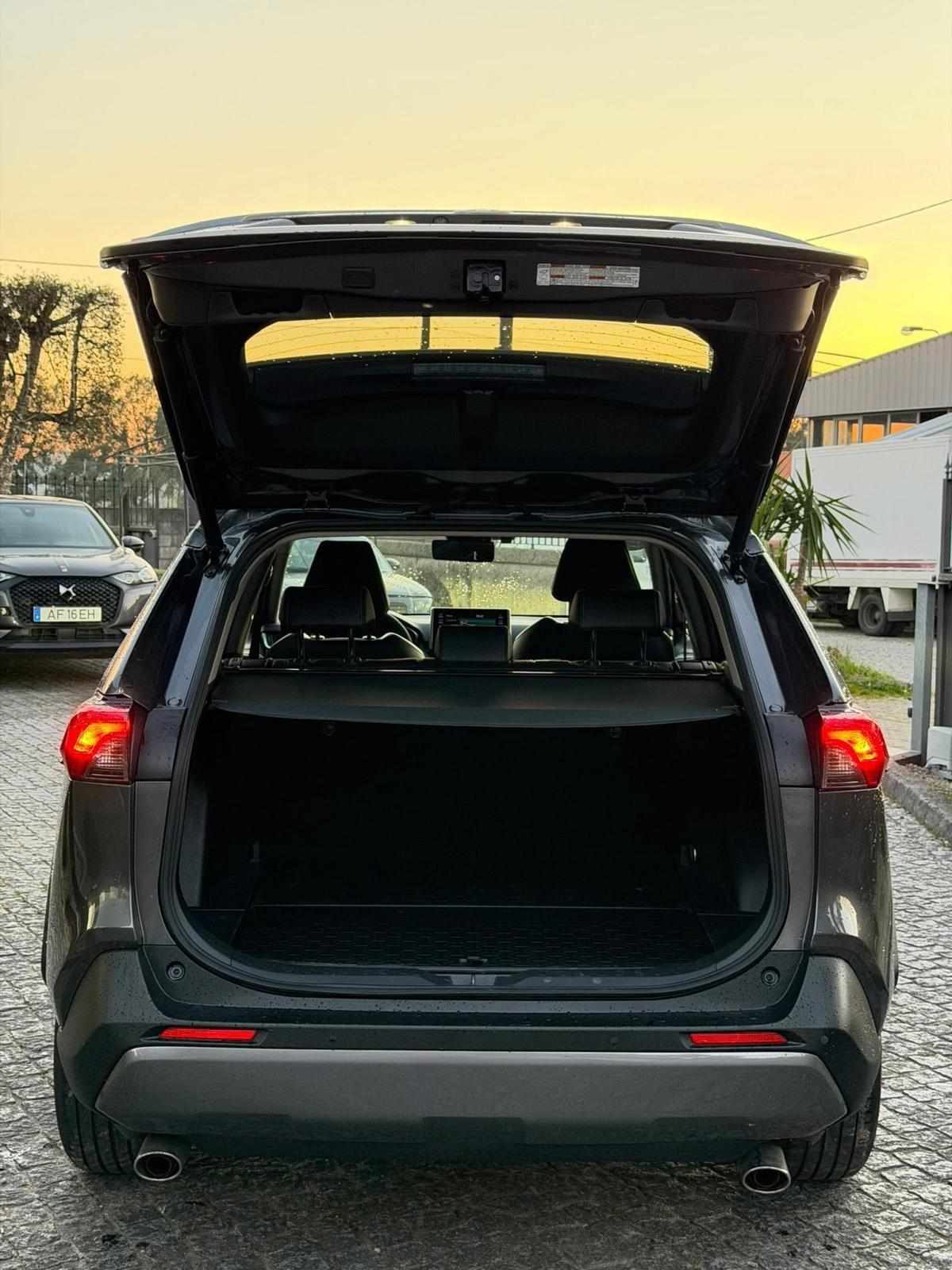 toyota-rav4-2-5-hybrid-2020-gasolina-2487cc