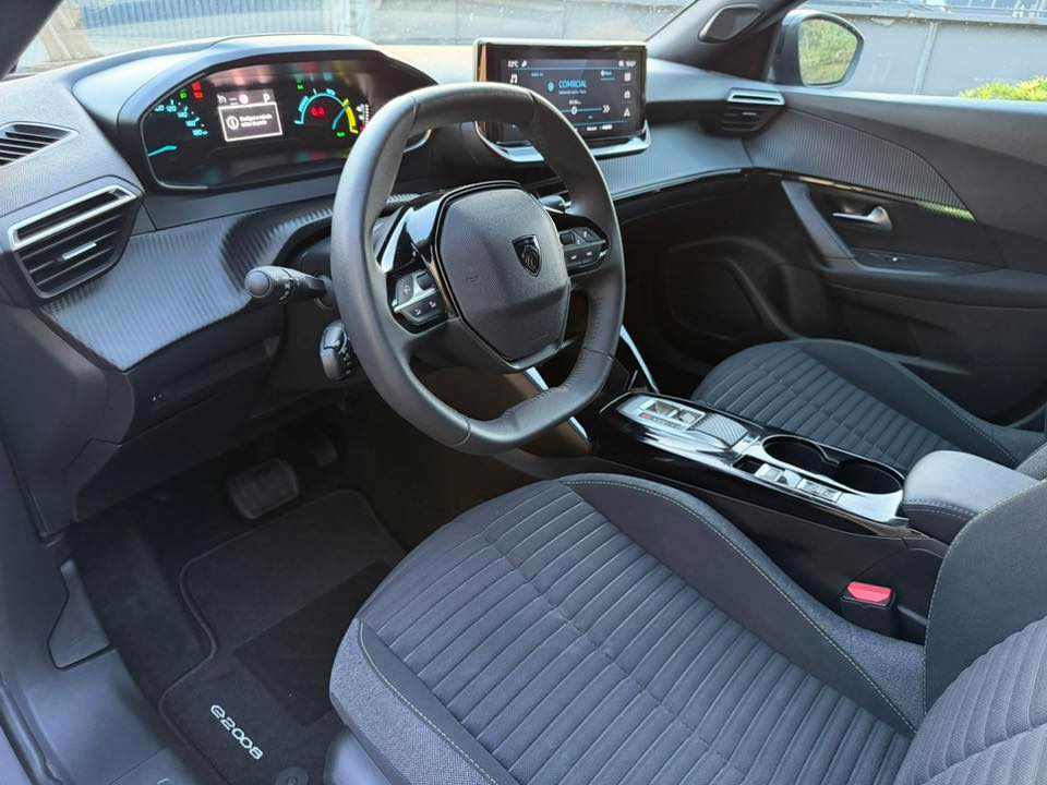 peugeot-2008-e-2008-2024-eletrico