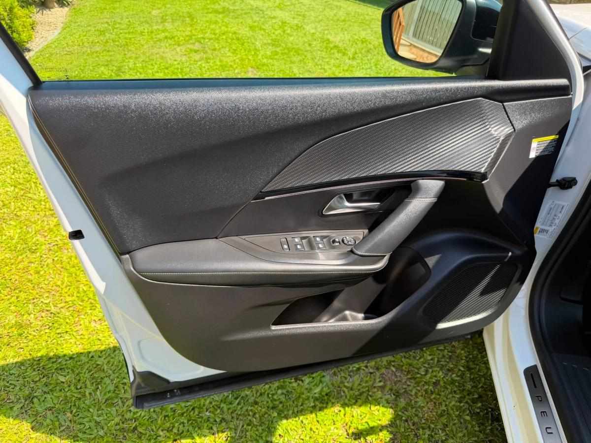 peugeot-2008-e-2008-2021-eletrico