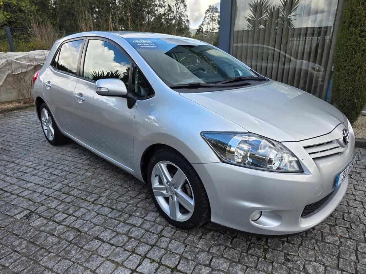 toyota-auris-1-4-d-4d-2010-diesel-1364cc