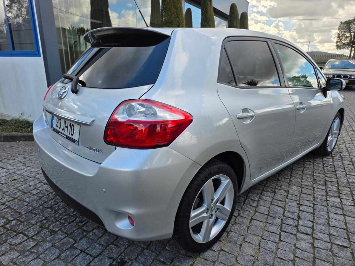 toyota-auris-1-4-d-4d-2010-diesel-1364cc