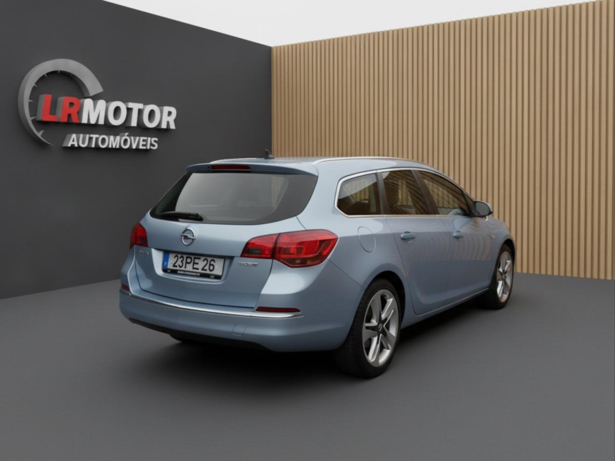 opel-astra-sport-tourer-2014-diesel-1598cc