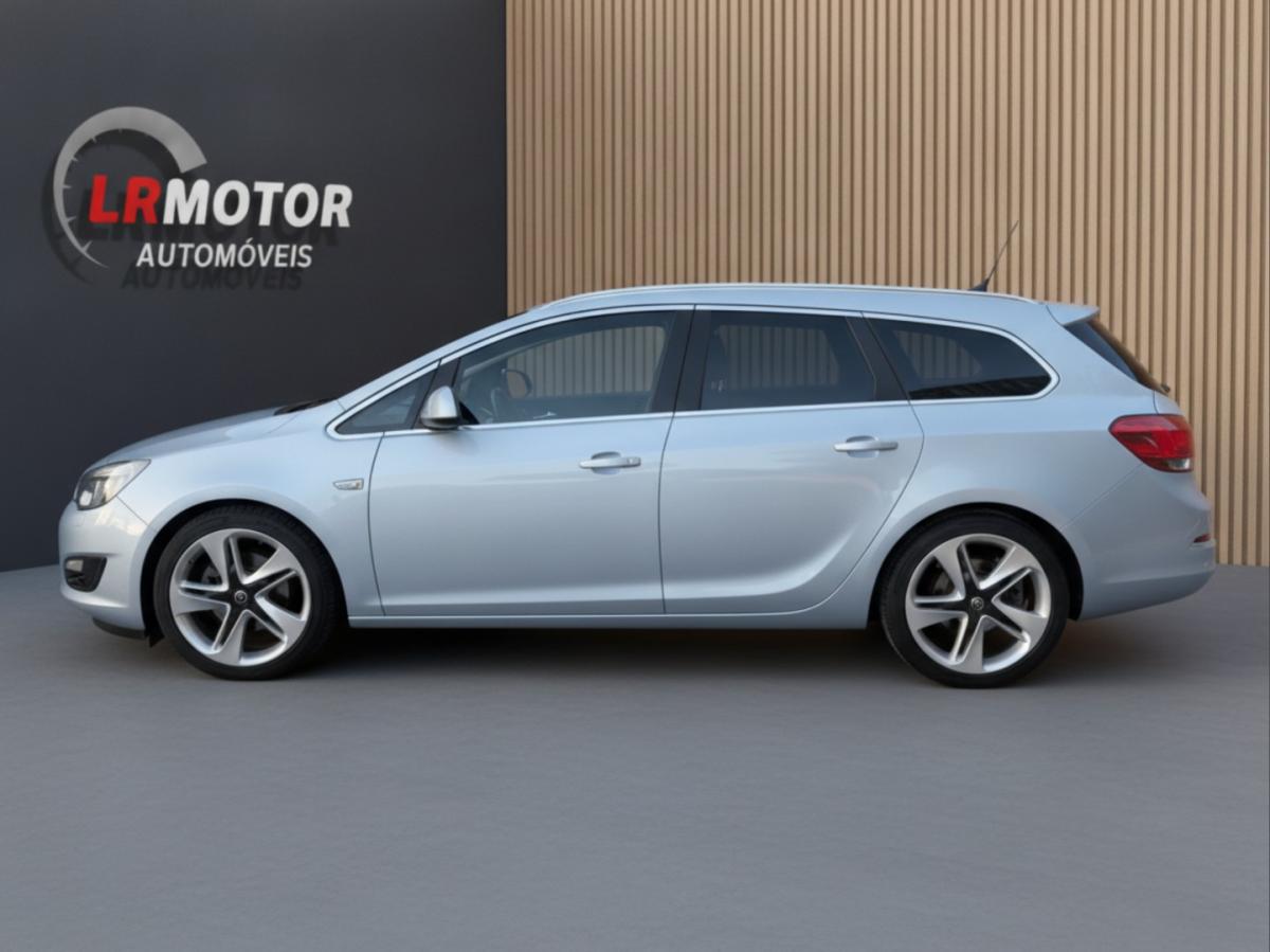 opel-astra-sport-tourer-2014-diesel-1598cc