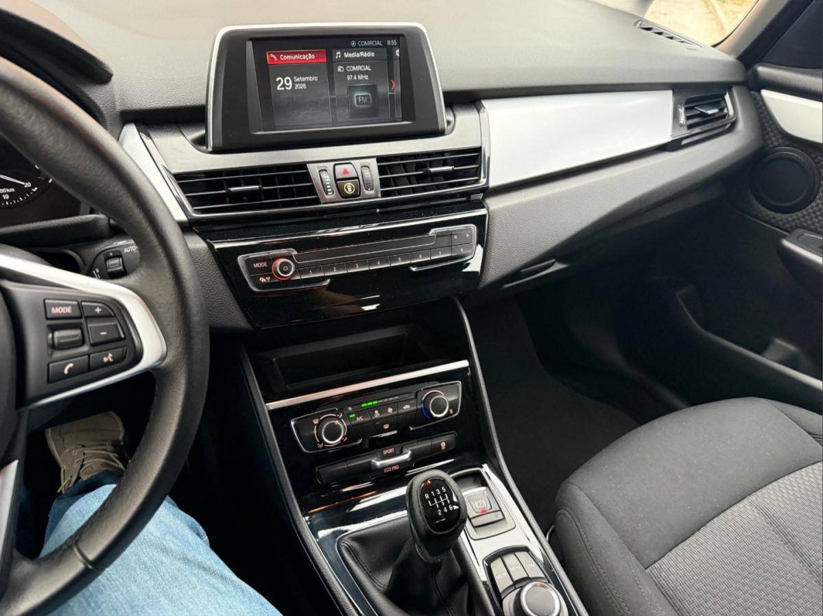 bmw-serie-2-2019-diesel-1496cc