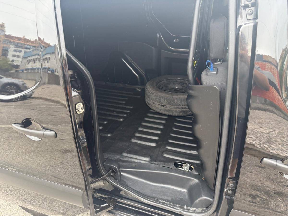 peugeot-partner-2017-diesel-1560cc