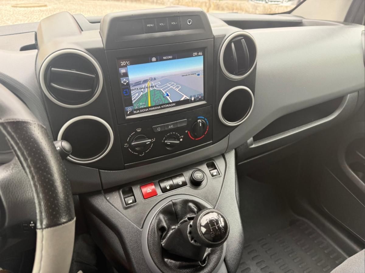peugeot-partner-2017-diesel-1560cc